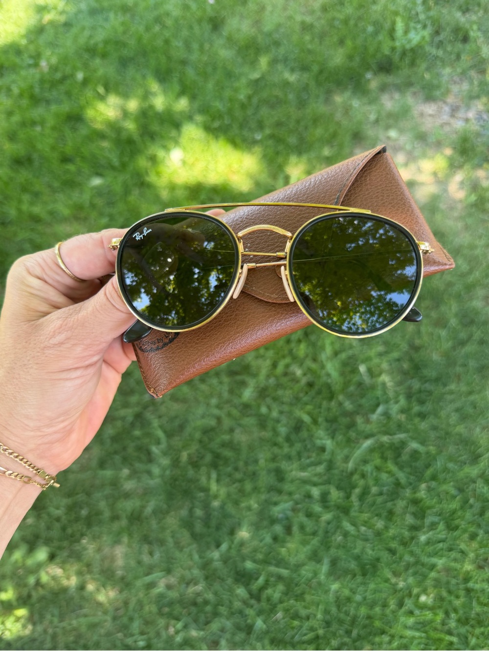 Ray-Ban Gold Frame Sunglasses with Dark Green Lenses - Picture 5 of 5
